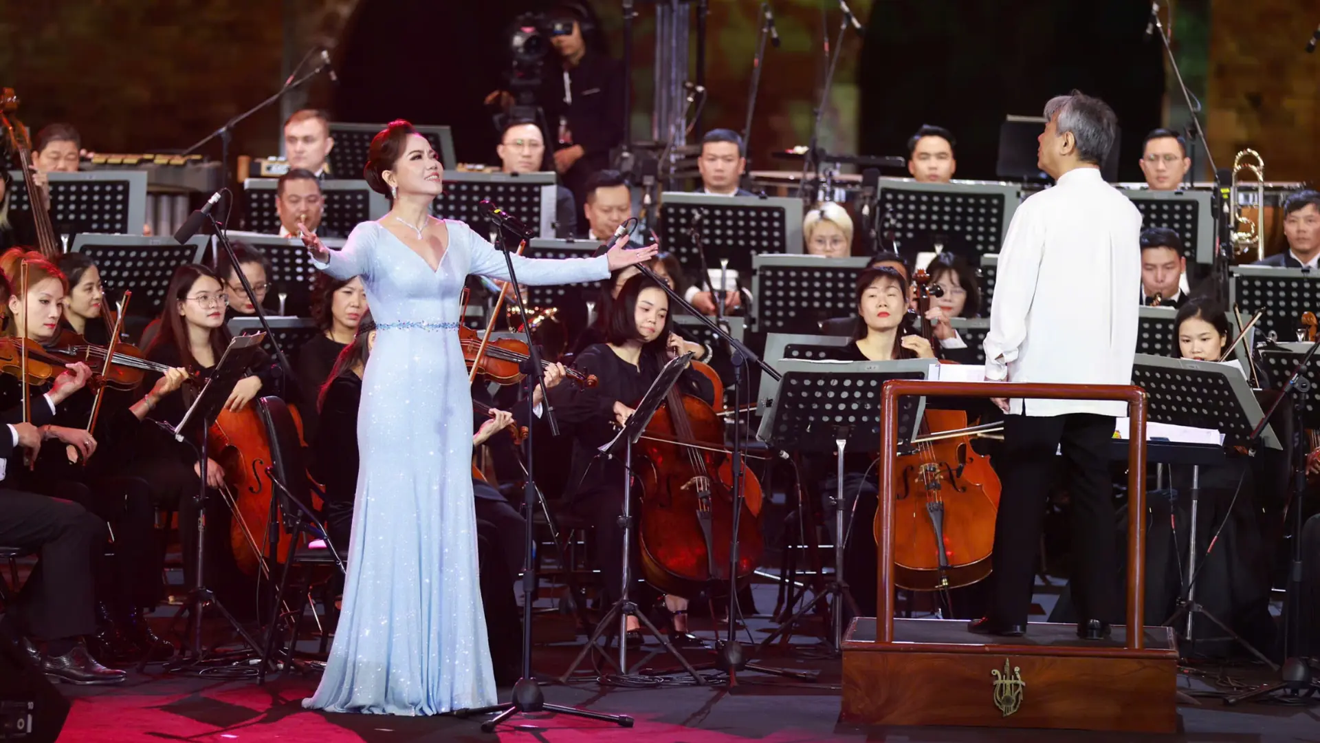 Hà Nội Concert - Hòa nhạc chào năm mới